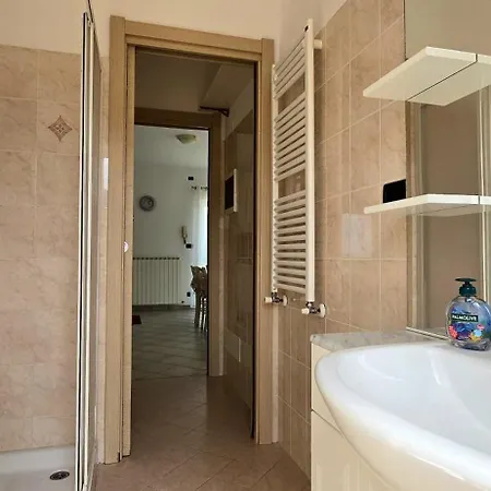 Casa Del Sole-bluchalet  Crocetta (Liguria)
